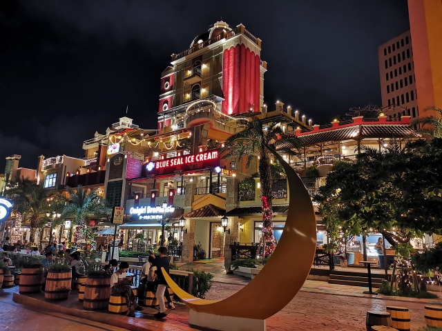 アメリカンビレッジ